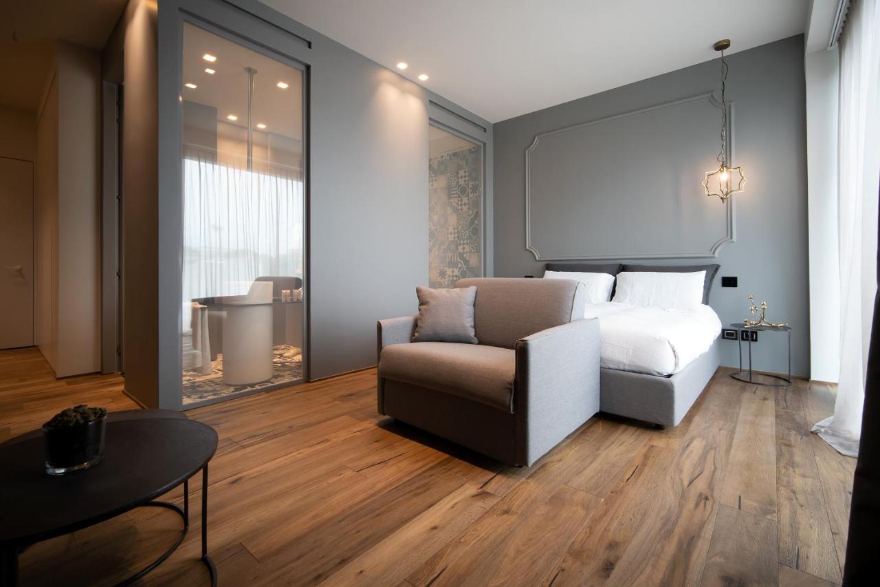 Piccola Maesta' Boutique Rooms Civitanova Marche Eksteriør billede